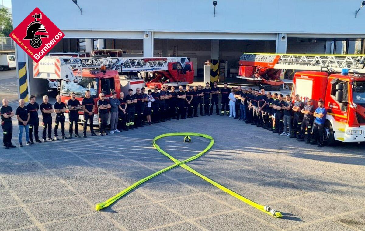 MINUTO DE SILENCIO BOMBEROS