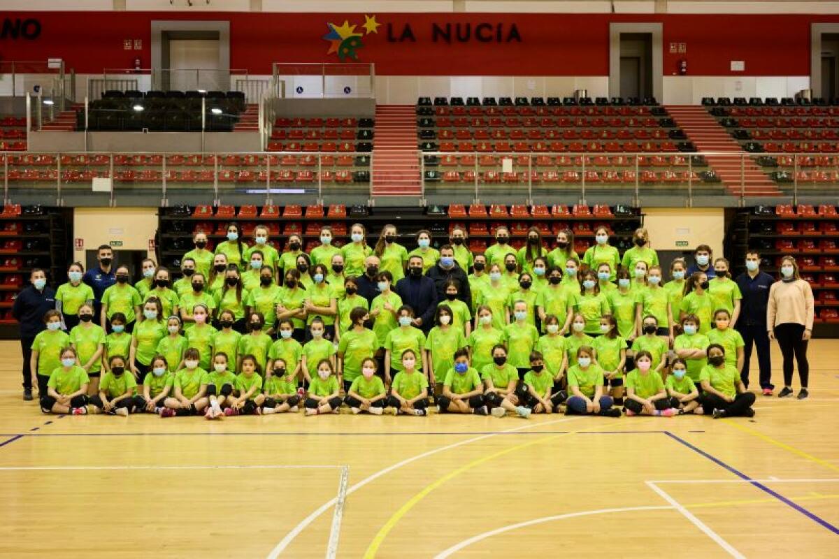 El Club Voleibol La Nucía llega al “récord” de 108 jugadoras y 11 equipos