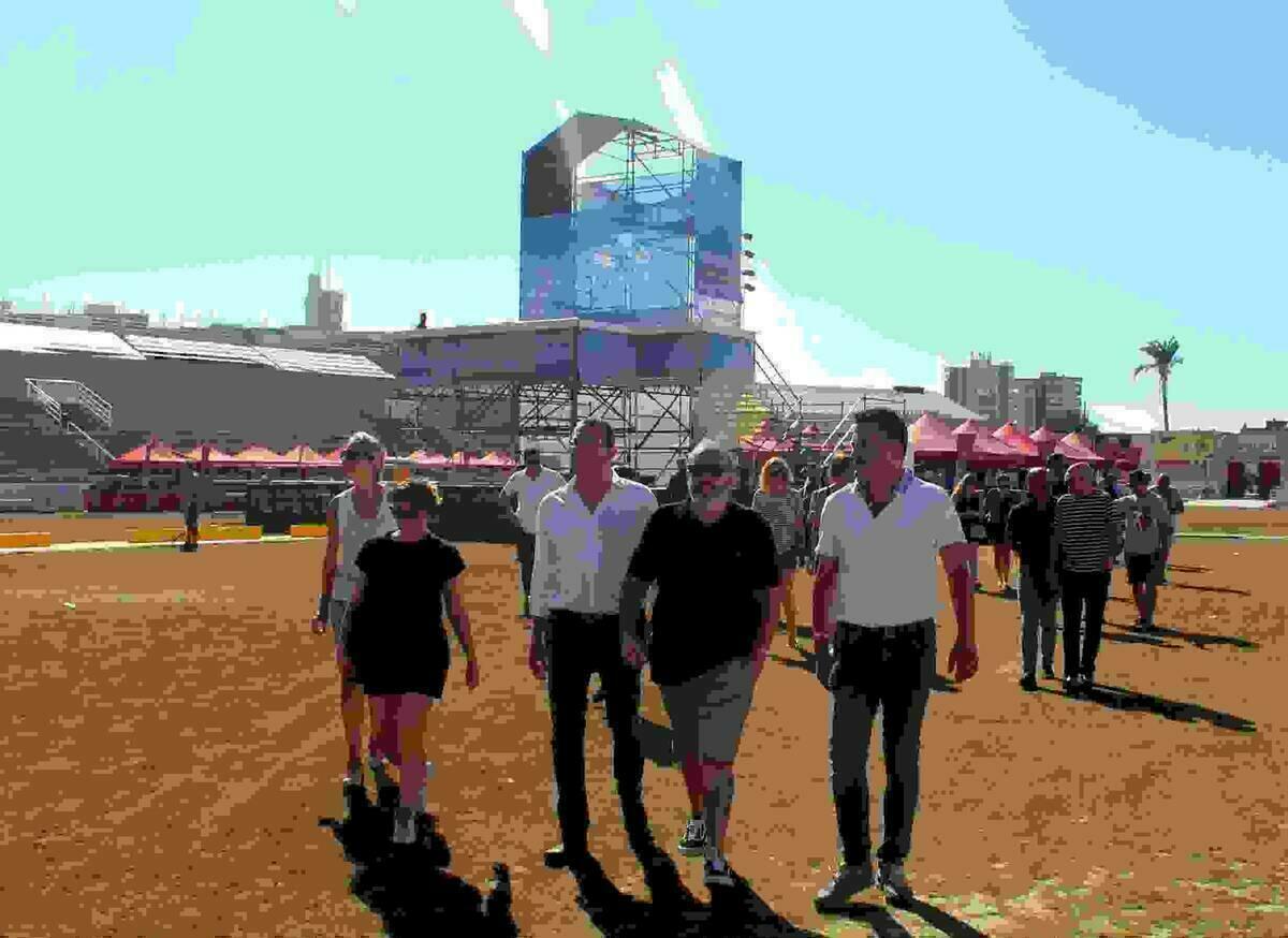 Benidorm encara una nueva edici&oacute;n de record del Low Festival