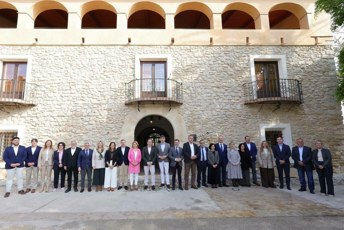 El Consell celebra su pleno semanal en Villajoyosa