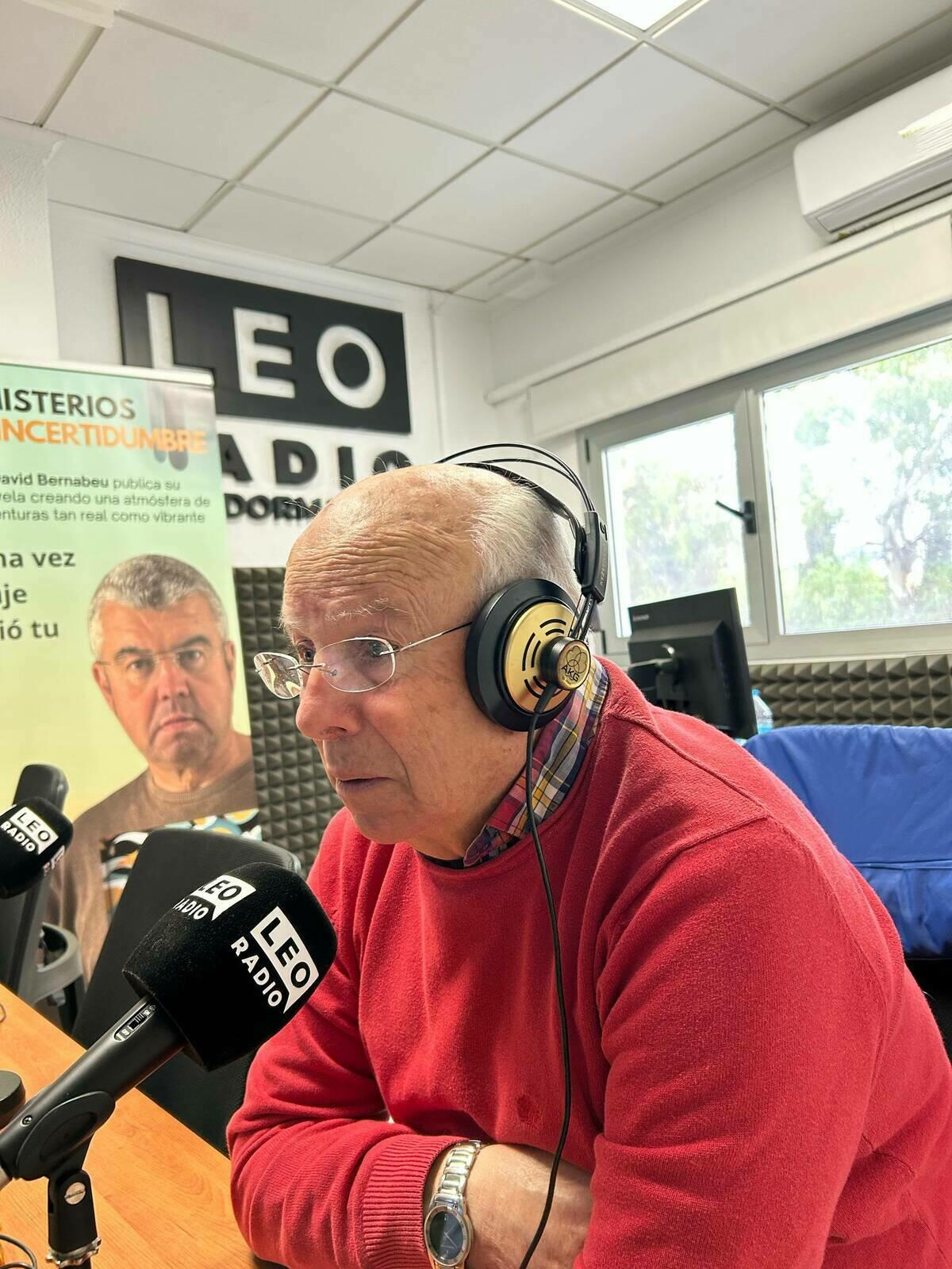 Manuel Sánchez: “Un libro es algo que no caduca nunca, se puede disfrutar por muchos años que lleve escrito”