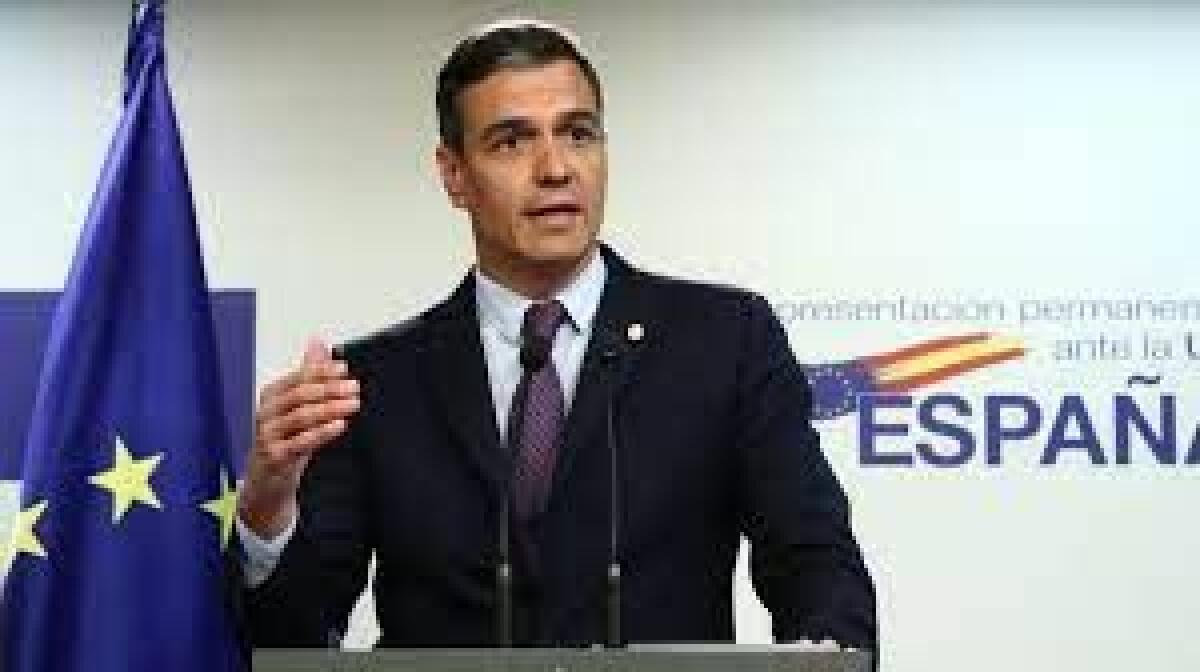 Pedro Sánchez anuncia rebajas del abono transporte, ayudas directas de 200 euros y un impuesto nuevo para las energéticas