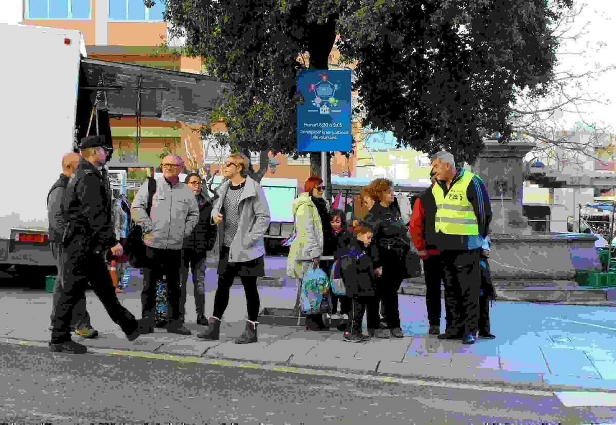  Callosa &middot; Un agente de la Polic&iacute;a Local acompa&ntilde;ar&aacute; a los escolares en el Camino Seguro al Cole
