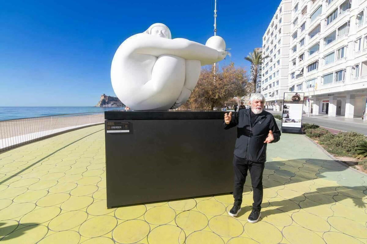 Benidorm acoge la exposición escultórica “El viaje de la vida”