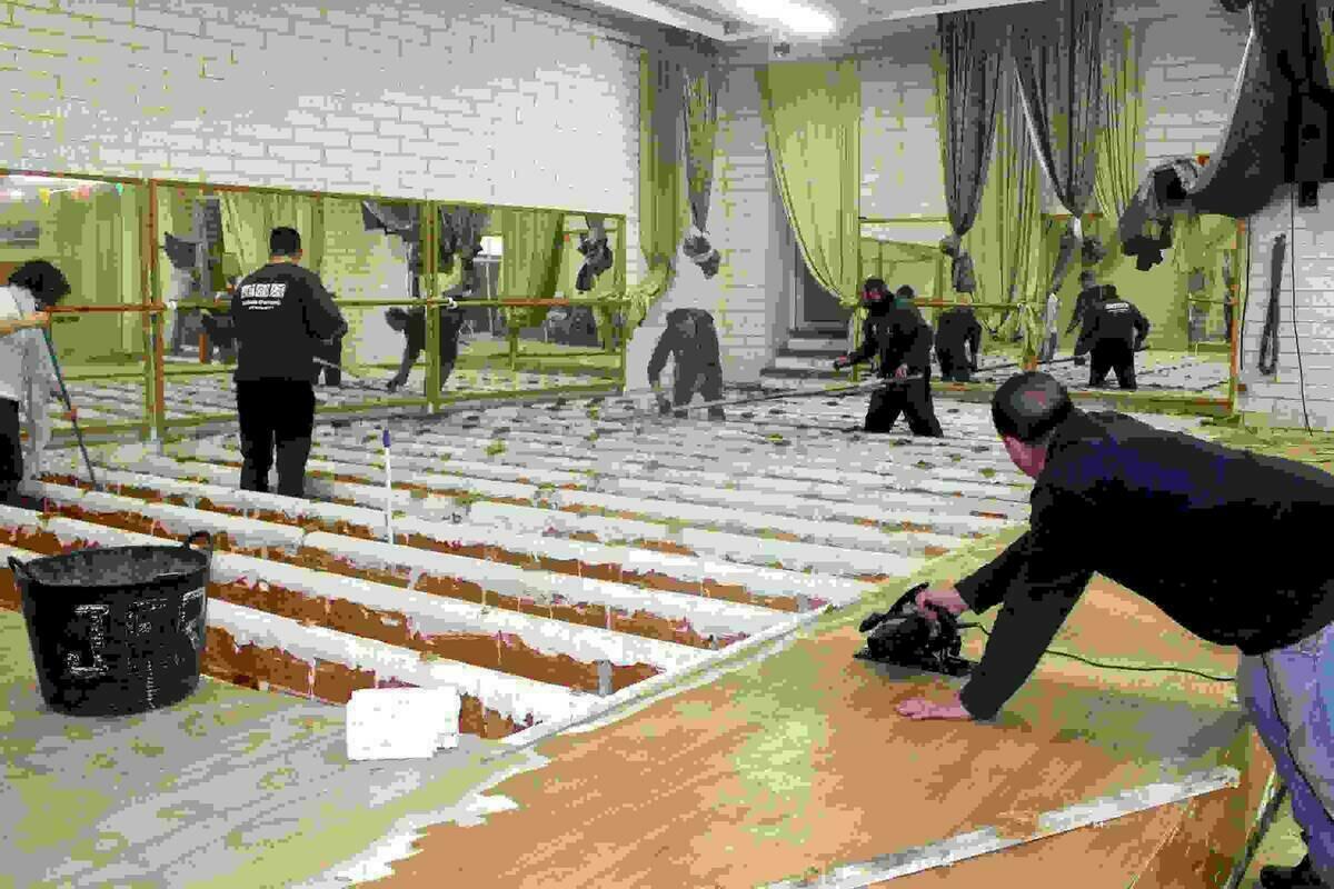 Callosa &middot; Servicios T&eacute;cnicos intensifica la reparaci&oacute;n del escenario de la Casa de la M&uacute;sica