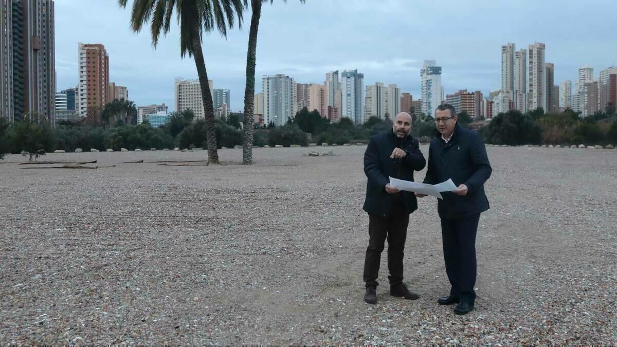 Benidorm estrena un aparcamiento en Bernat de Sarrià  y eleva a más de 8.000 las plazas disuasorias  en la ciudad 