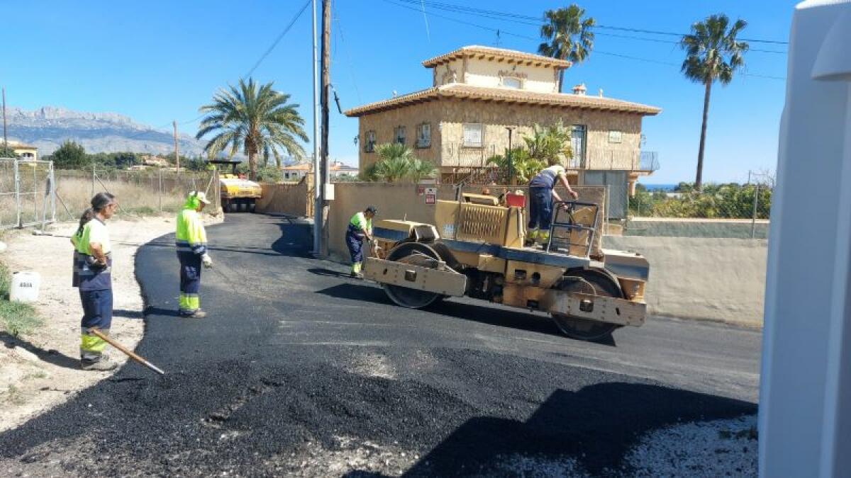 El Ayuntamiento de l’Alfàs rehabilita la calzada del camí de Devesa