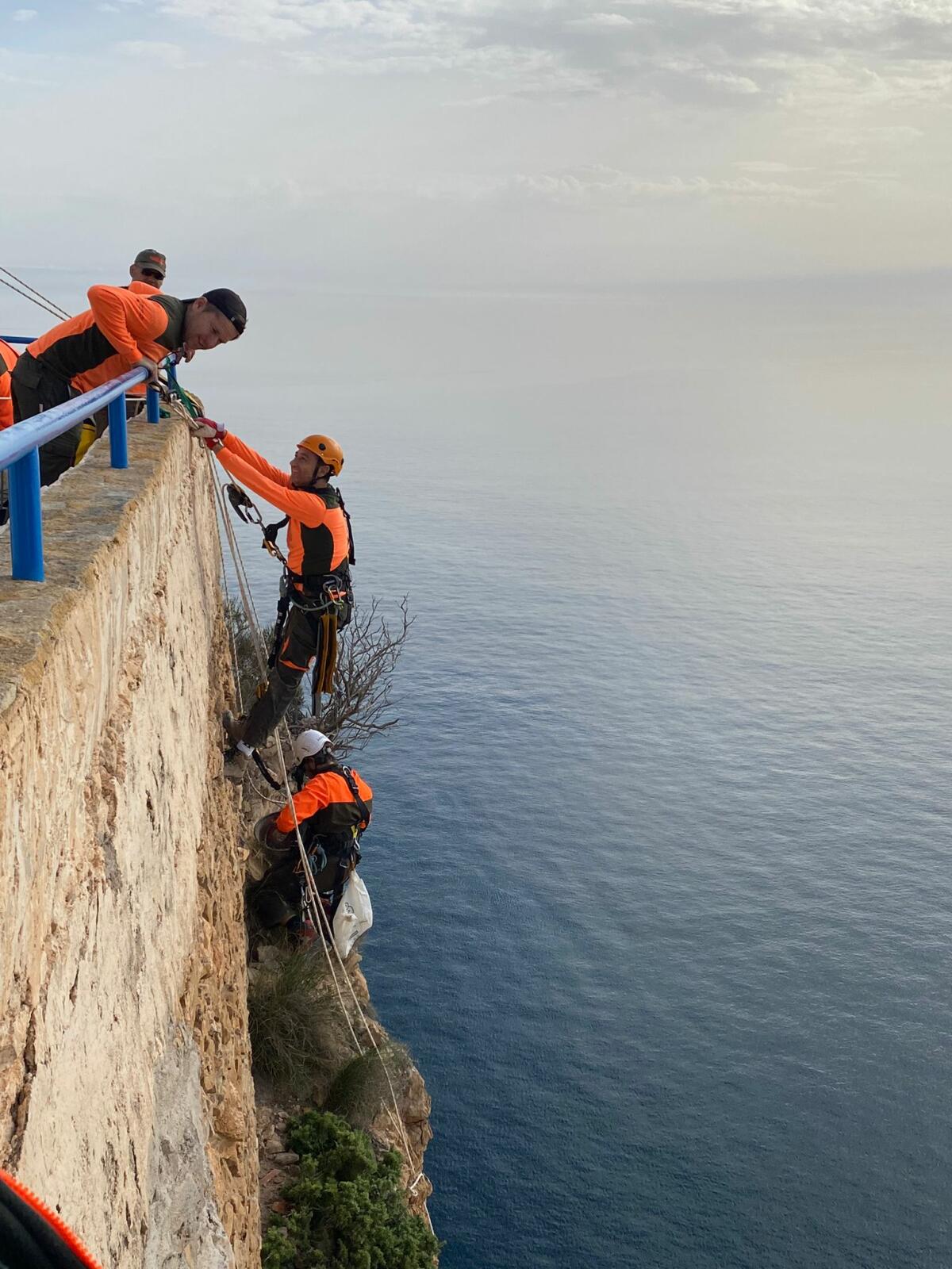 El próximo lunes se va a cerrar el camino al Faro de l’Albir por la realización de trabajos forestales