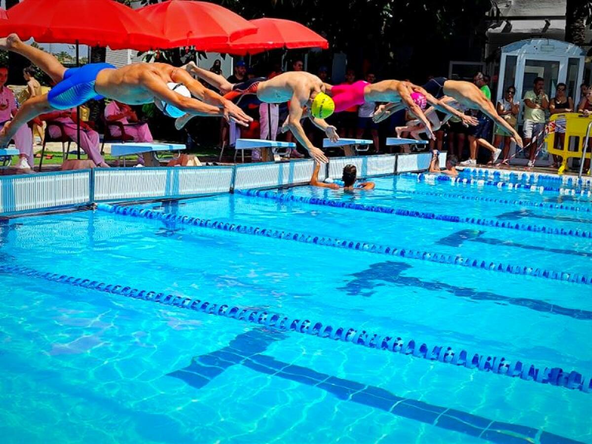 Más de 400 participantes en el XXXIII Memorial de Natación Juan Fuster Zaragoza