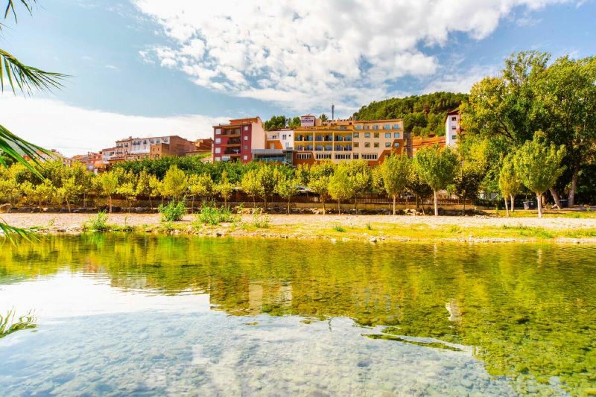 Montanejos reabre toda su oferta turística con total normalidad y espera una Semana Santa con una buena ocupación