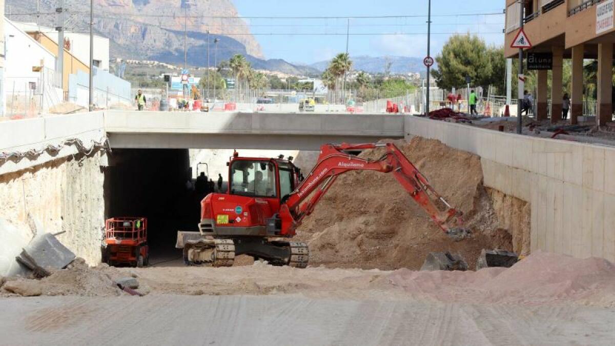 Benidorm plantea a FGV modificaciones en el soterramiento de la avenida Beniardá para unificar criterios de urbanización en la zona