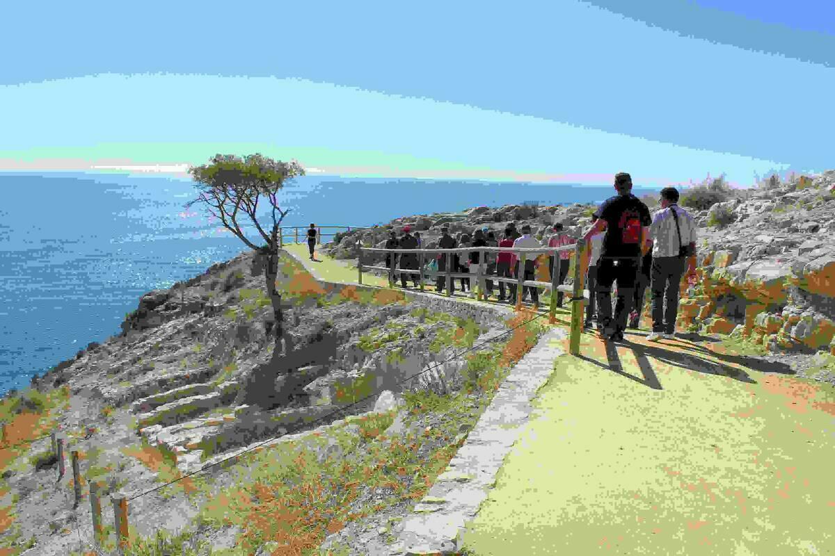 El Ayuntamiento de la Vila hace accesible todo el sendero de acceso al Santuario de la Malladeta 