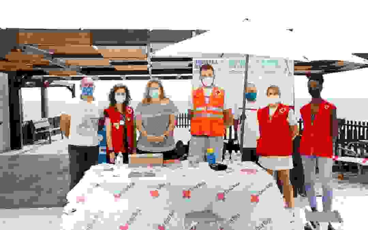 Cruz Roja inicia una campa&ntilde;a de sensibilizaci&oacute;n y prevenci&oacute;n en la playa de l&rsquo;Albir.