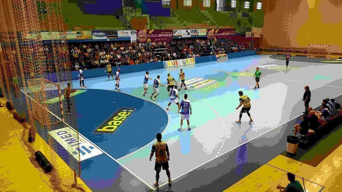 BM Benidorm &middot; Se escapan dos puntos de Benidorm