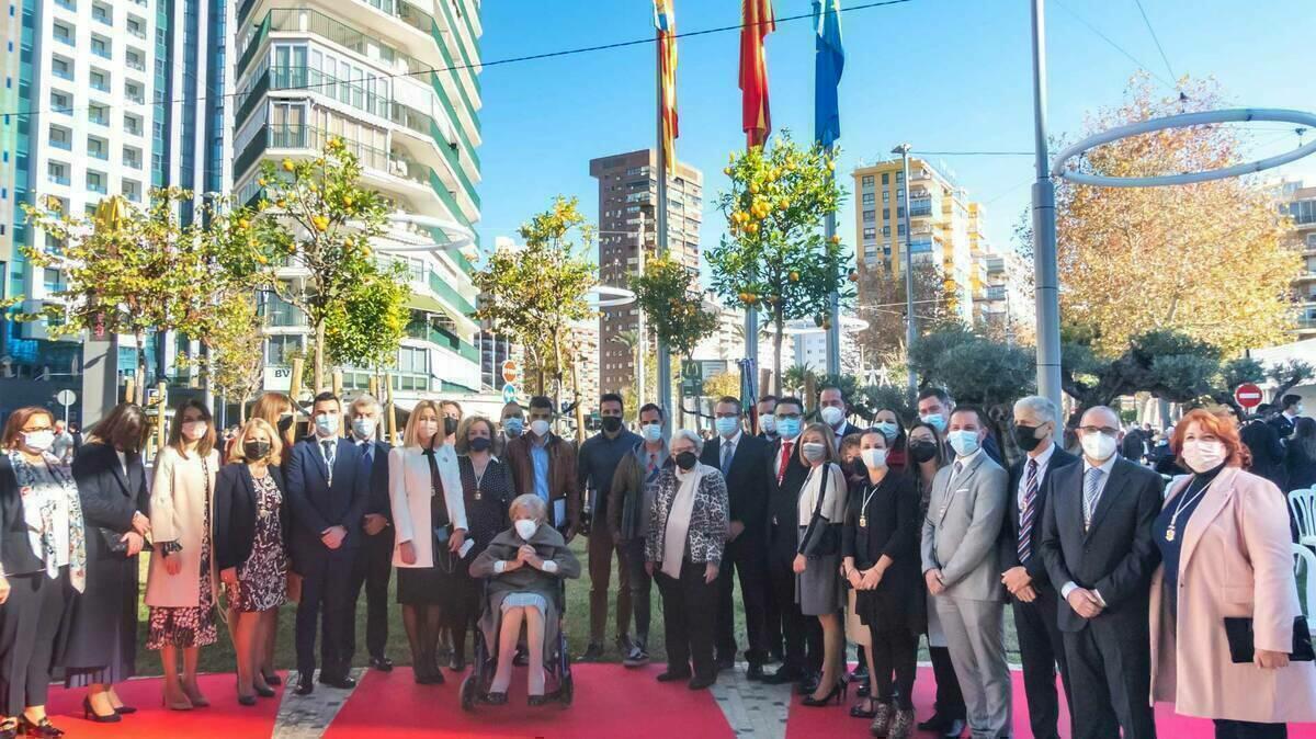 María Zaragoza y Bárbara Pérez homenajeadas en Benidorm en el Día de la Constitución