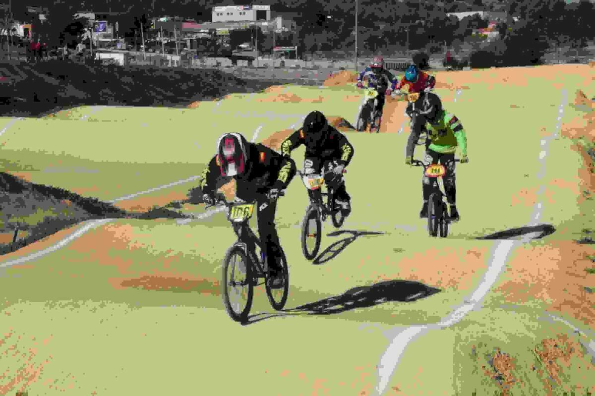 70 riders participaron en la &ldquo;Energy Cup&rdquo; de BMX en La Nuc&iacute;a