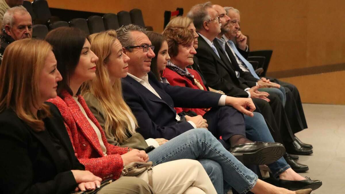 El concierto de la S.M. La Nova pone el broche a la celebración de la Festa de La Creu en Benidorm 