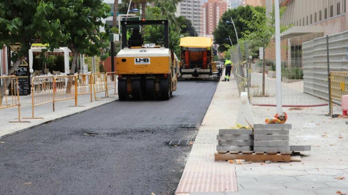 Espacio Público inicia el asfaltado de la calle Jaén, la última etapa antes de poner fin a la obra 