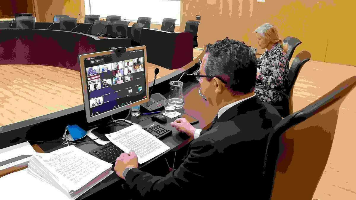 El pleno de Benidorm reclama al Gobierno de Espa&ntilde;a poder utilizar el 100% del ahorro para paliar los efectos de la Covid-19
