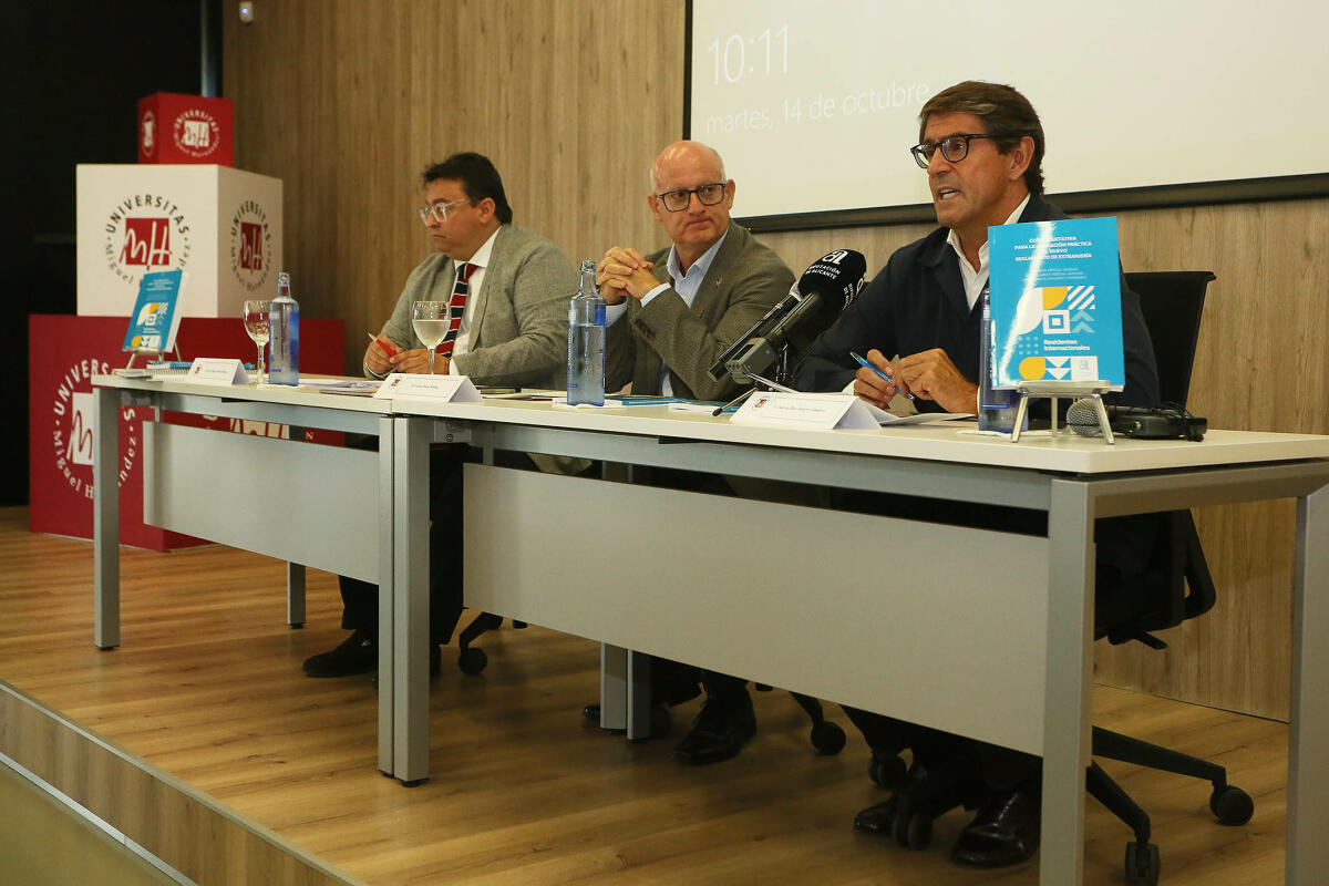 La Diputación de Alicante edita una guía práctica para la aplicación del nuevo reglamento de Extranjería