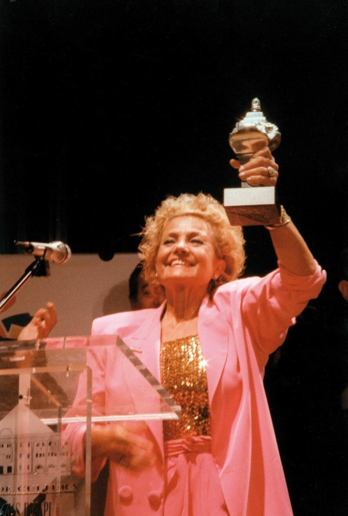 El Festival de Cine de l'Alfàs rinde homenaje a Carmen Sevilla Faro de Plata 1998