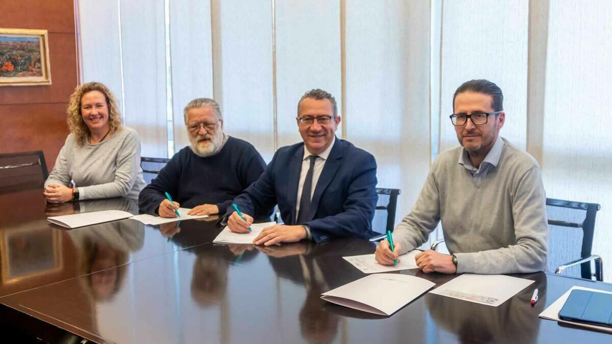 El Ayuntamiento de Benidorm y el Doble Amor renuevan su convenio de colaboración