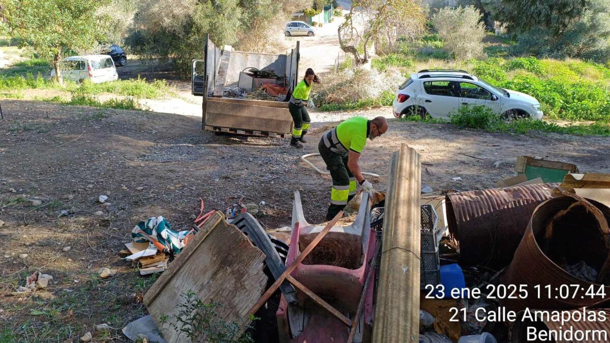 De Zárate: “Estamos actuando en el barranco de Xixo con limpiezas periódicas a la espera de que la CHJ autorice el proyecto de El Moralet”