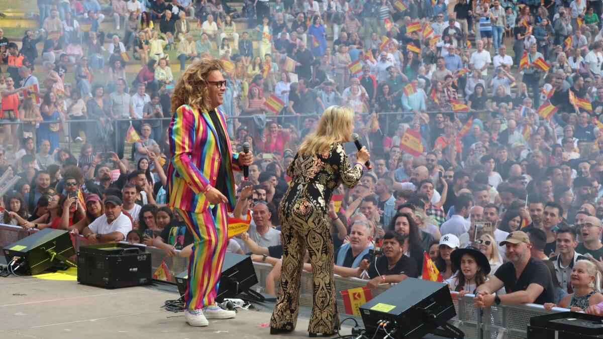 Más de 5.000 personas en el Parque de l’Aigüera apoyan a Melody en la gala final de Eurovisión 
