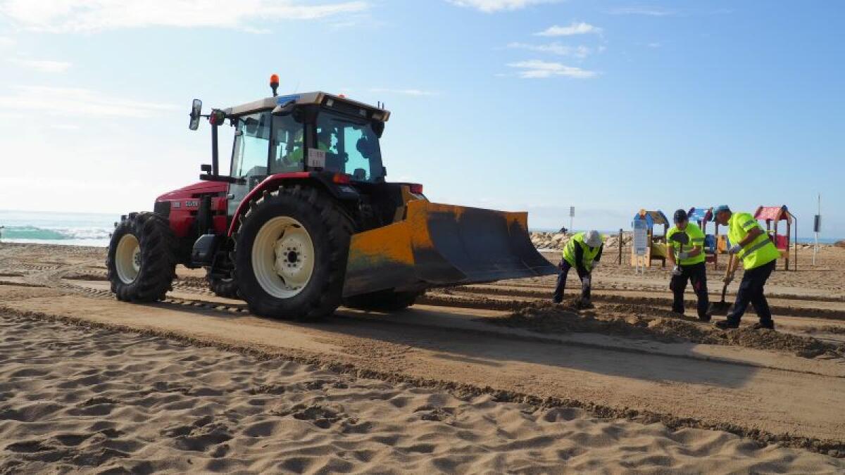 Las playas de la Vila Joiosa preparadas para recibir visitantes esta Semana Santa