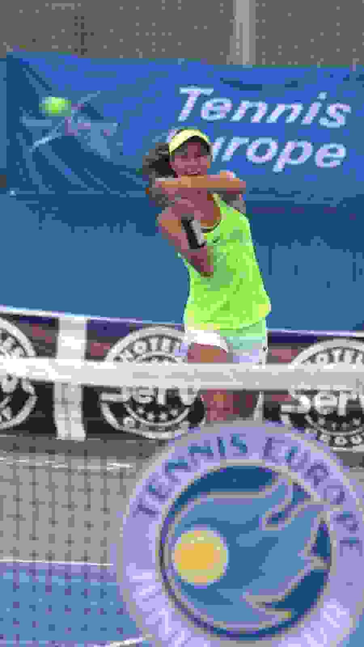 La Nuc&iacute;a &middot; Luc&iacute;a Llinares gana el Torneo Internacional de Tenis del Lope de Vega