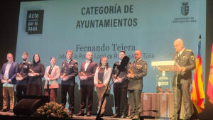 El Ayuntamiento y la Policía Local de Benidorm, reconocidos por su ayuda a los municipios afectados por la riada