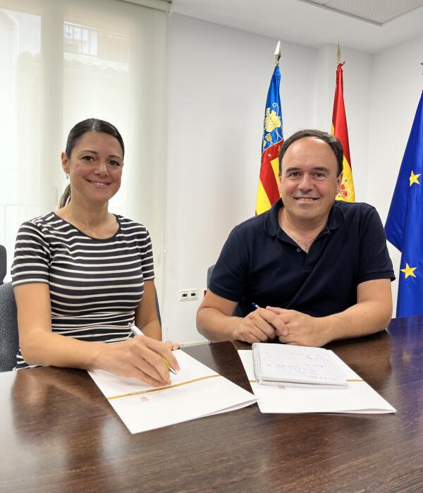 MÁS DE 50 ESTUDIANTES UNIVERSITARIOS Y DE GRADO SUPERIOR DE FINESTRAT RESULTAN BENEFICIARIOS DE LAS AYUDAS DE HASTA 1.200€ 