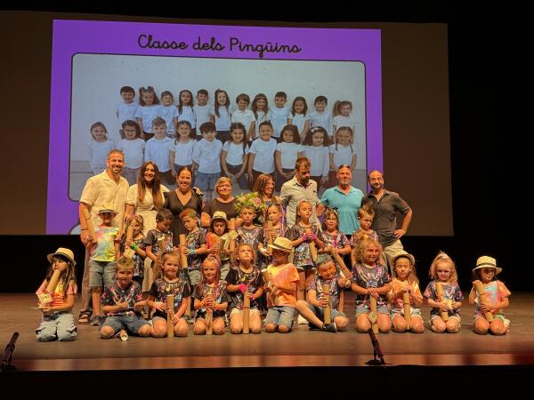 El Colegio Muixara celebró sus Orlas en l’Auditori de La Nucía