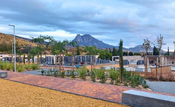 Villajoyosa publica la concesi&oacute;n 36 fosas-pante&oacute;n del cementerio municipal por 75 a&ntilde;os