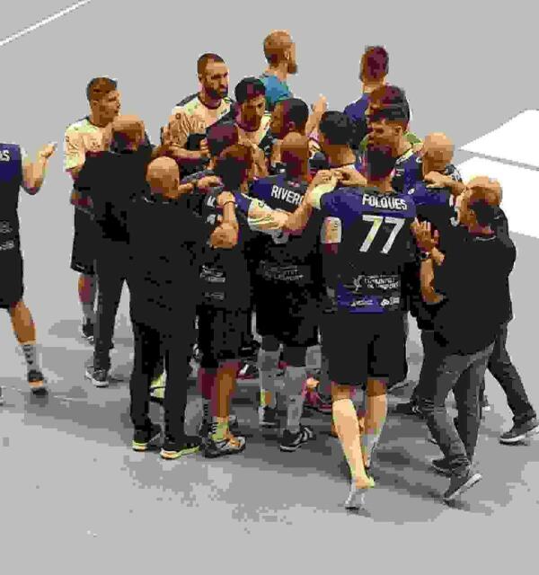 Sanidad levanta el confinamiento al BM Benidorm