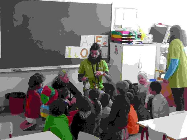 &Uacute;ltimos d&iacute;as de inscripci&oacute;n para  la IX Escola de Nadal de La Nuc&iacute;a