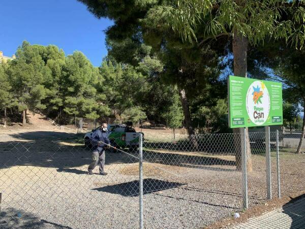 La Nucía inicia la desinfección 2024 de los 15 Parque Can Municipales