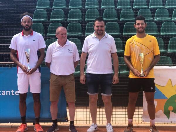 Nick Hardt ganó el III Torneo Internacional David Ferrer de Tenis  