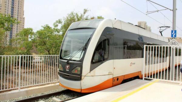 Benidorm considera que el nuevo TRAM entre Denia y Alicante “no vertebra la provincia y ha supuesto un gasto excesivo”   