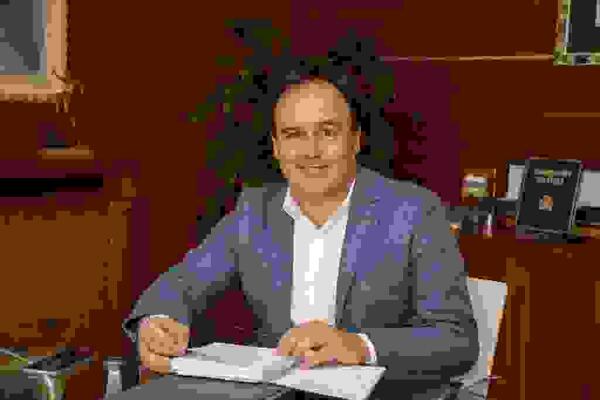 El alcalde de Finestrat anuncia la apertura de la bolsa de trabajo temporal para ayudante de oficios en servicios t&eacute;cnicos 