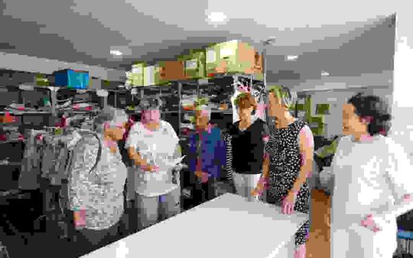 Residentes del Forum entregan donaci&oacute;n a la Asociaci&oacute;n Voluntariado de l&rsquo;Alf&agrave;s 