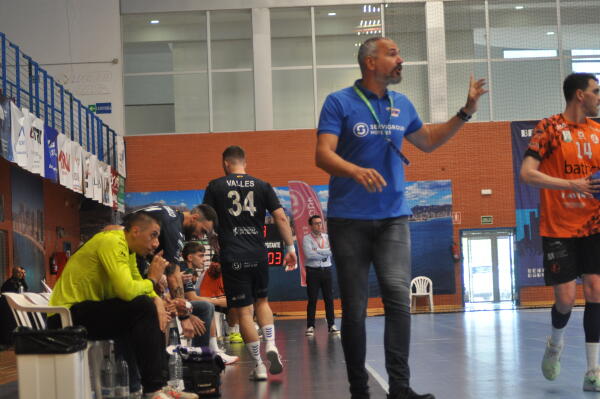 El Servigroup Hoteles Benidorm confirma la continuidad de Marko Krivokapic como entrenador