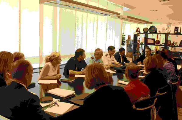 Benidorm &middot; Ayuntamiento, gobierno y residentes brit&aacute;nicos, y sector tur&iacute;stico constatan un aumento de la seguridad 