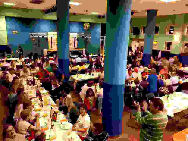 Multitudinario "Sopar de Mig Any" en Finestrat 