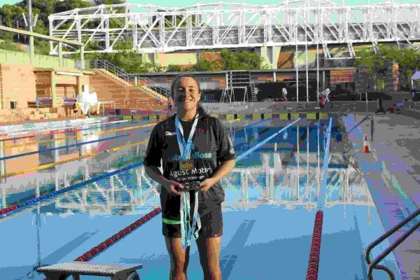 Callosa &middot; Cinco medallas para la nadadora Paula Ronda en el Campeonato Auton&oacute;mico Junior de Verano