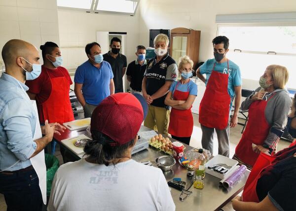 COMIENZA LA FASE PRÁCTICA DEL CURSO DE FORMACIÓN PARA “AYUDANTE DE COCINA”