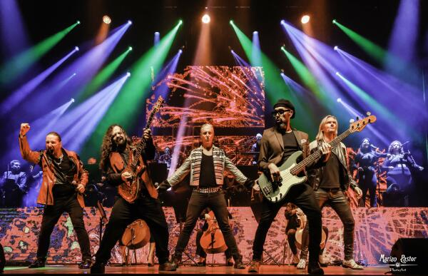 “Symphonic Rhapsody of Queen” brilló en un Auditori lleno