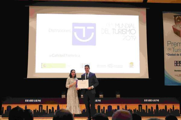 Terra Natura y Aqua Natura Benidorm, premiados con el sello estatal de ‘Compromiso de calidad turística’ 