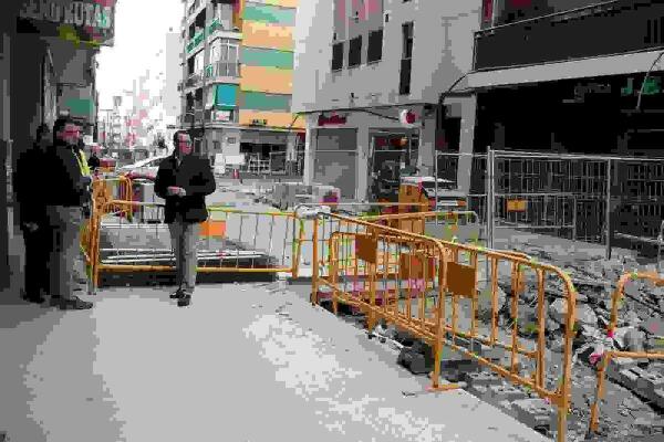  Benidorm // La peatonalización de Tomás Ortuño estará lista para Semana Santa y se amplia y mejora la accesibilidad de la calle Venus