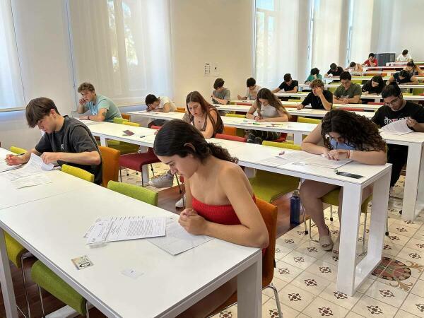 La Seu de La Nucía acoge los exámenes de la PAU extraordinaria con 84 estudiantes 